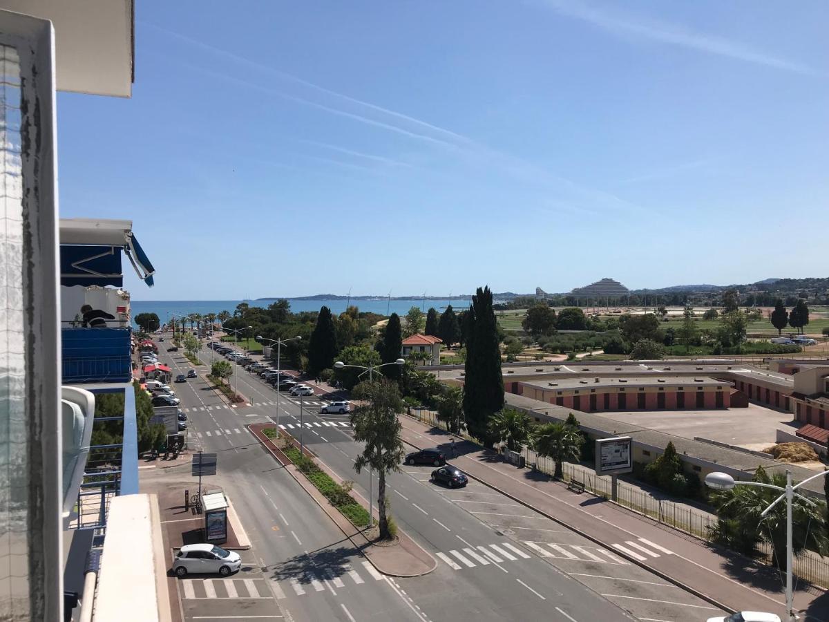 Plage Et Hippodrome Кань-сюр-Мер Экстерьер фото