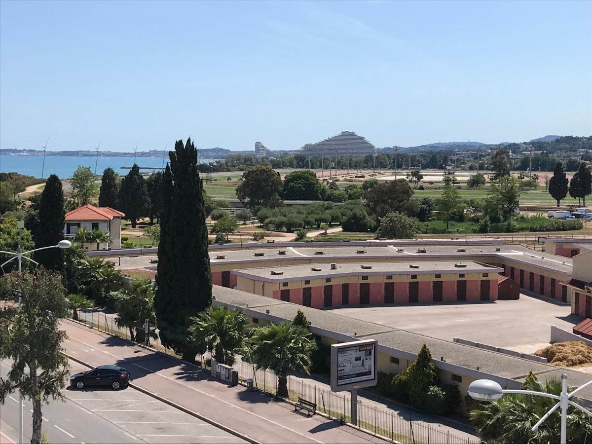 Plage Et Hippodrome Кань-сюр-Мер Экстерьер фото